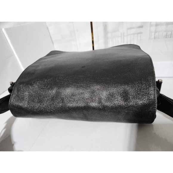 Authentic Louis Vuitton LV Monogram Messenger Bag Dark Green/Black - Picture 7 of 15